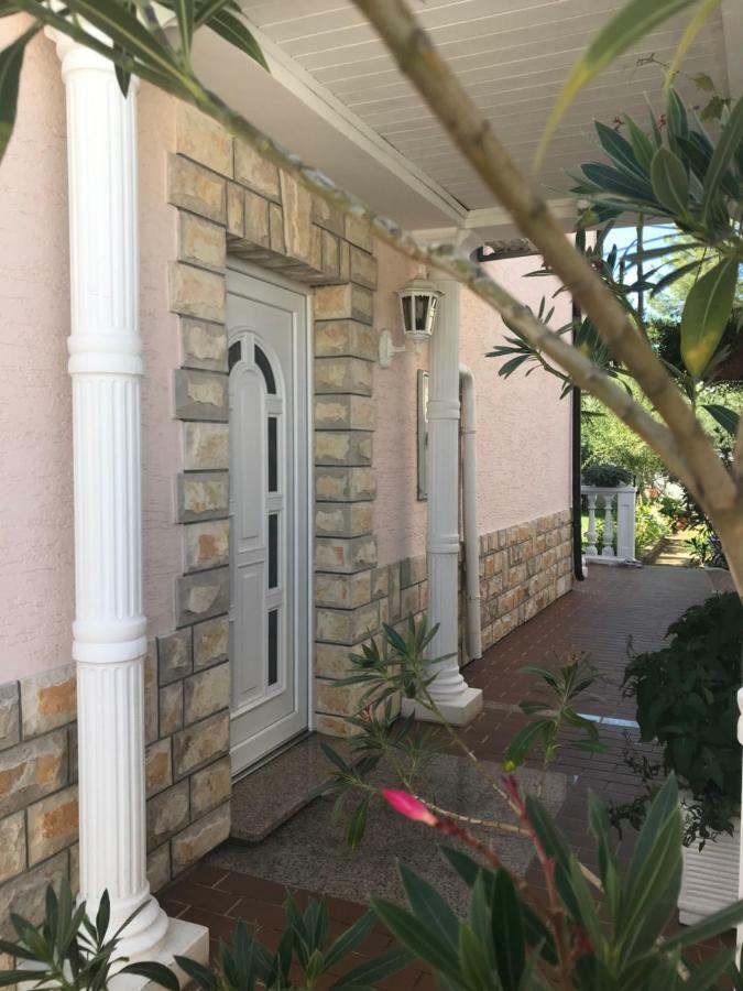 Villa Chiara Vodice Exterior photo